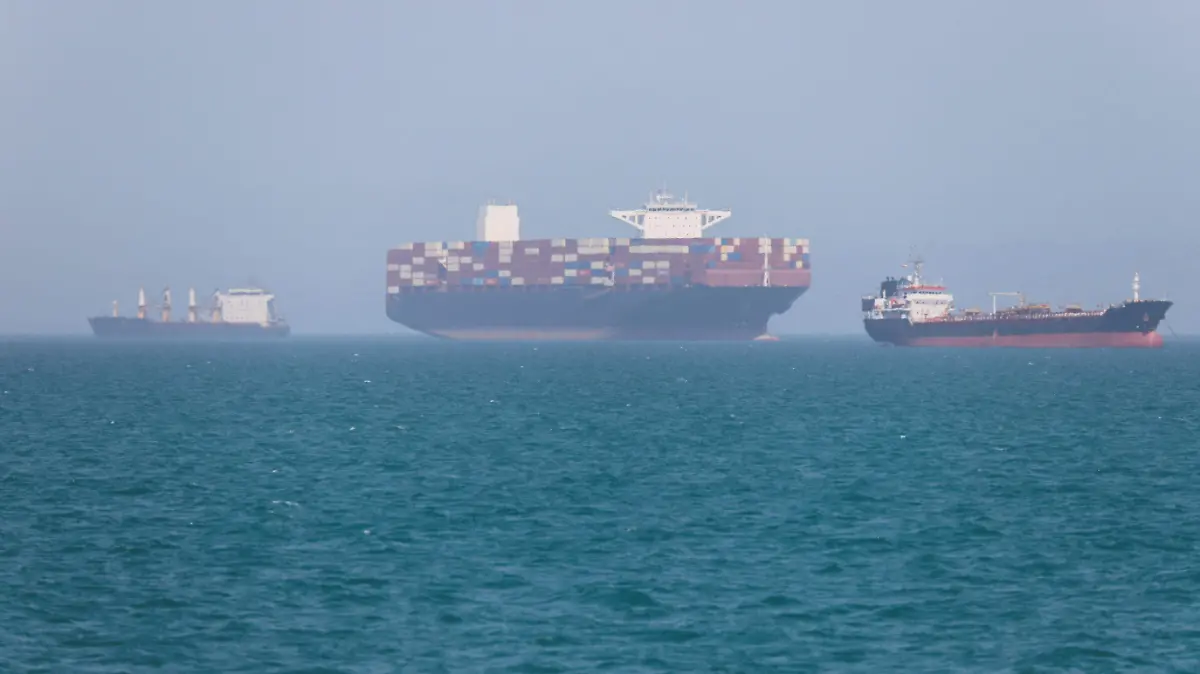 EU dice que embarcaciones de 87 países están afectadas por el bloqueo iraní de Ormuz